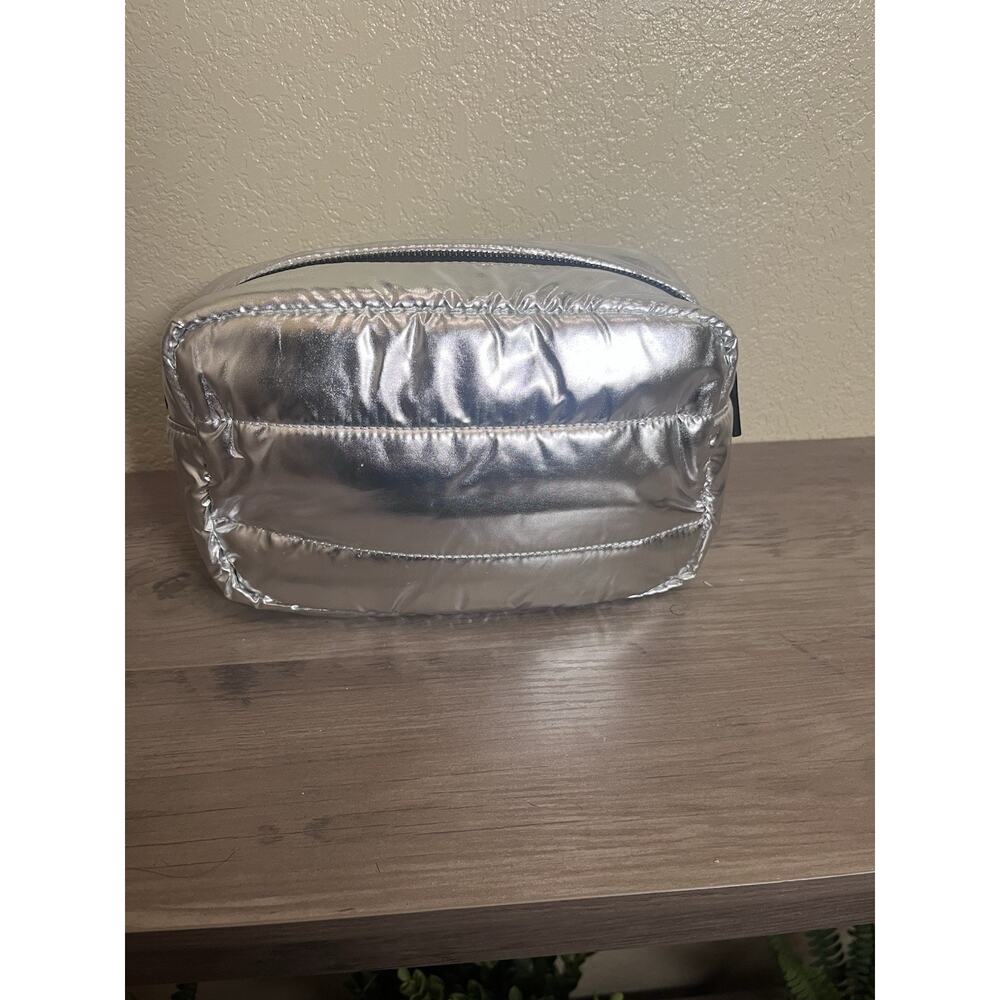 MONCLER PERFUMS New Silver Toiletry Pouch Travel Makeup Cosmetic GWP - Picture 4 of 4